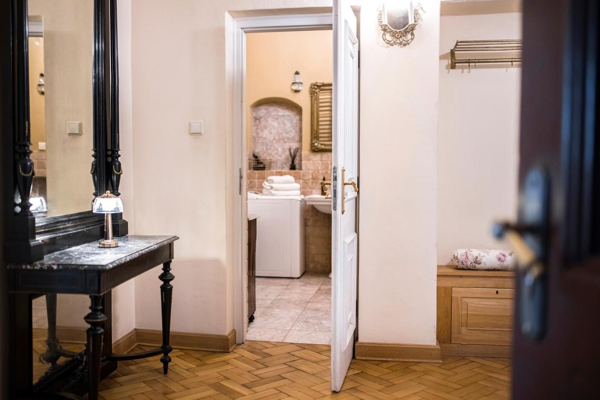 Apartamenty Kamienica Muzykow Old Town Lublin Dış mekan fotoğraf